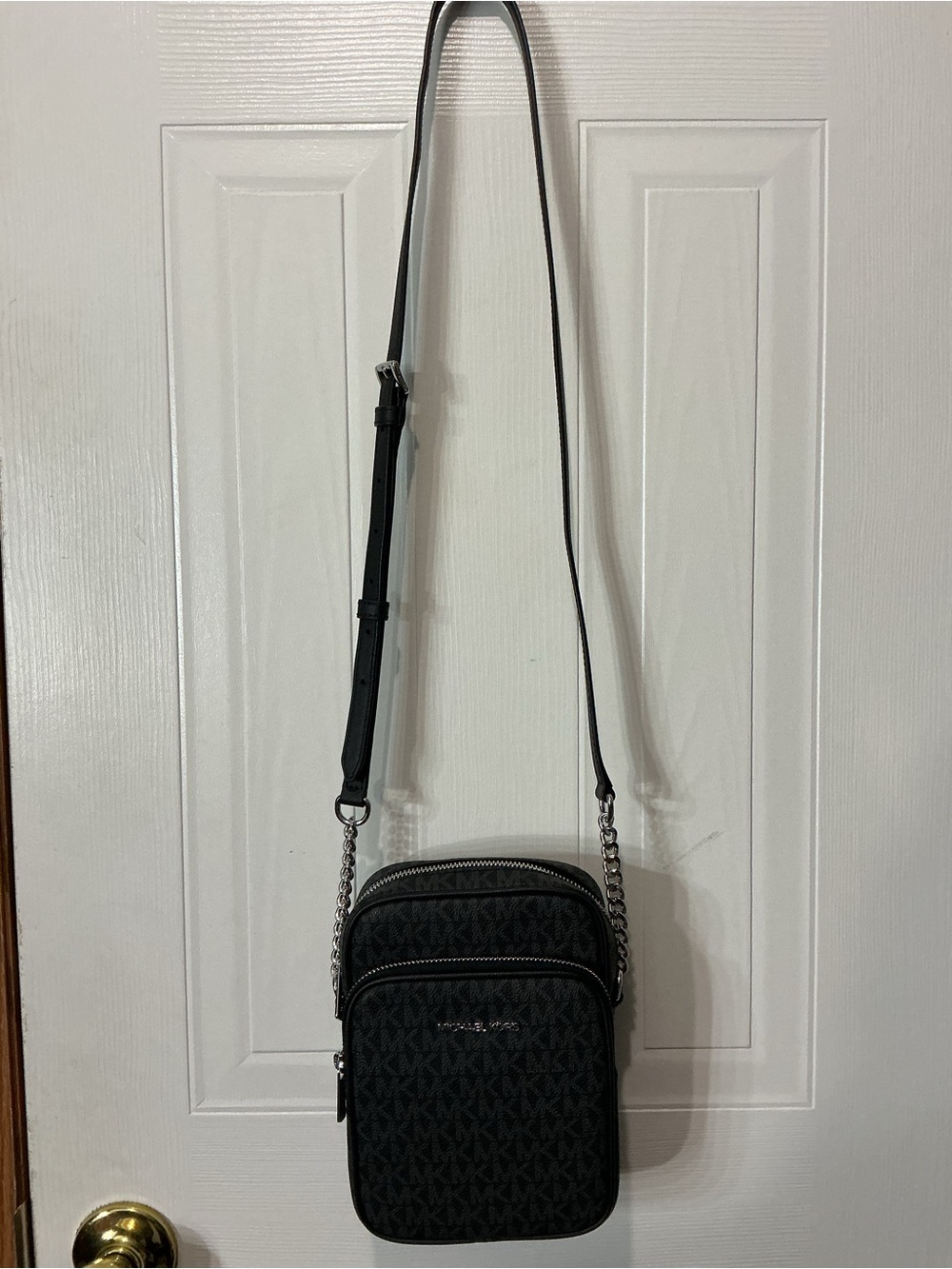 Michael Kors Jet Set Medium Logo Crossbody Bag
